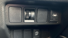 Nissan Qashqai 1.3 DiG-T N-Connecta 5dr Petrol Hatchback